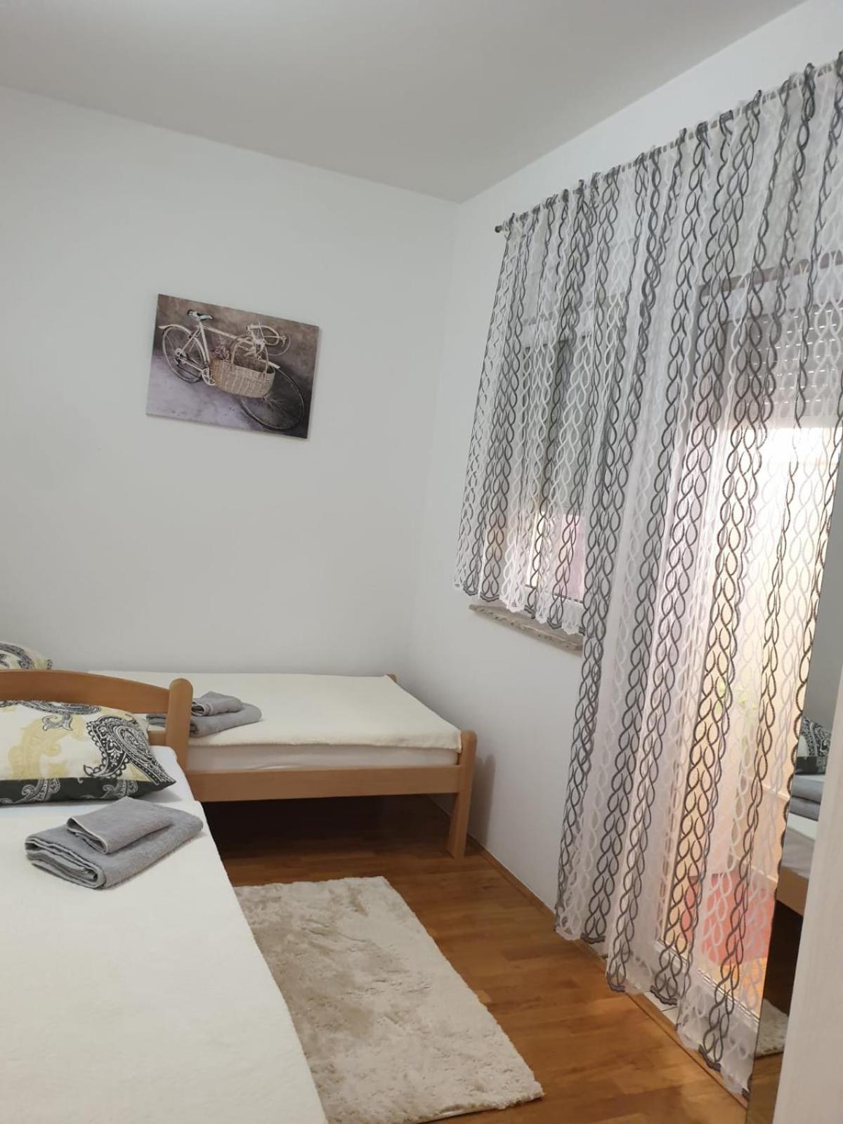 Apartments Glibo 茨雷斯 外观 照片